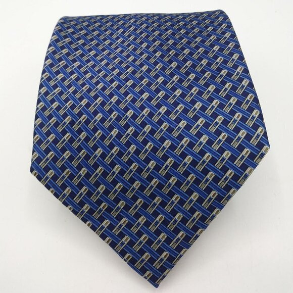 Van Heusen Tie - Picture 1 of 8